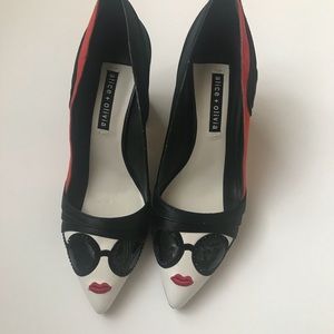 Alice & Olivia Stace Face Dinorah Block Heel Pump